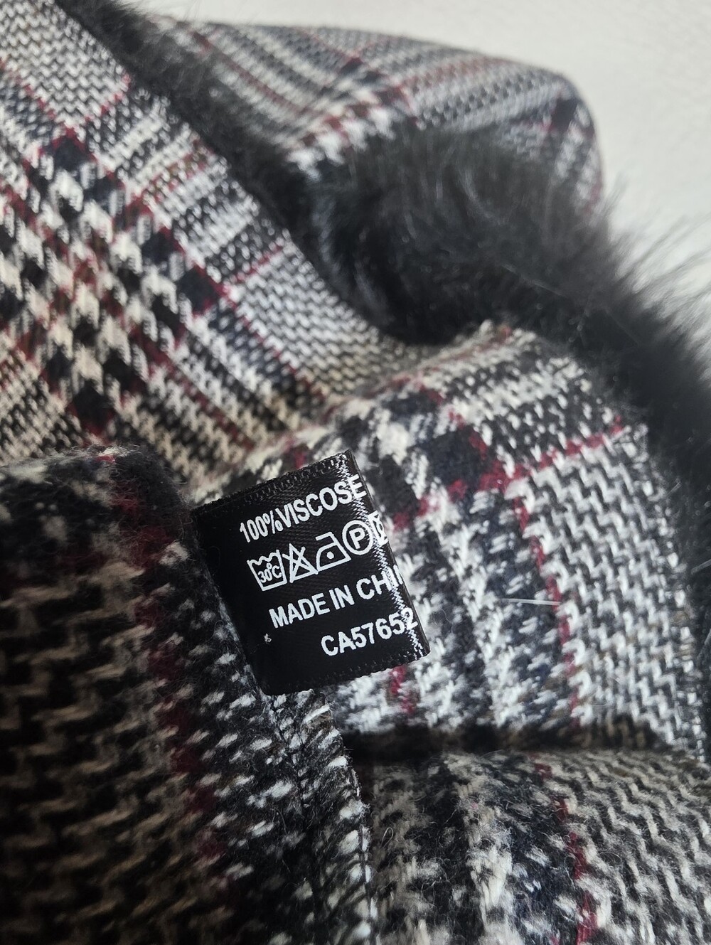 Cherie Bliss Gray Plaid Black Faux Fur Trim Poncho - Picture 6 of 6